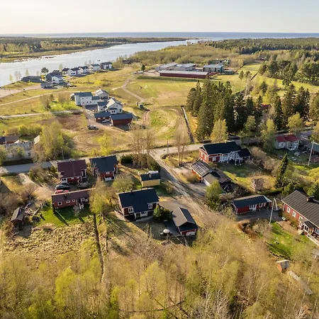 Aidattu Omakotitalo - Palju Lisämaksusta Kalajoki
